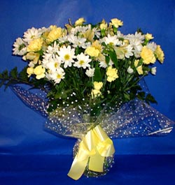  Karaman online çiçek gönderme sipariş  sade mevsim demeti buketi sade ve özel