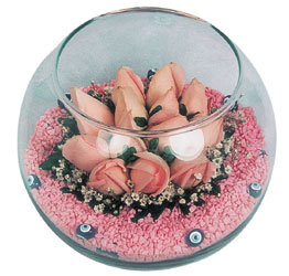  Karaman uluslararası çiçek gönderme  cam fanus içerisinde 10 adet gül