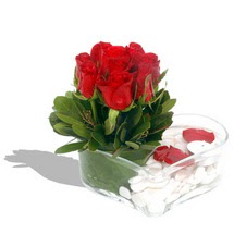 Mika kalp içerisinde 9 adet kirmizi gül  Karaman İnternetten çiçek siparişi 