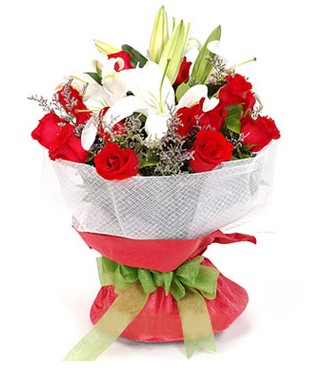  Karaman online çiçek gönderme sipariş  1 dal kazablanka 11 adet kırmızı gül buketi