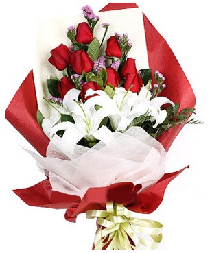  Karaman 14 şubat sevgililer günü çiçek  1 dal kazablankaa 9 adet kırmızı gül buketi