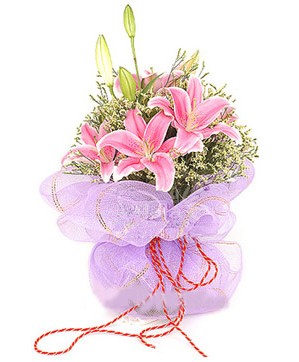 3 dal kazablanka görsel buketi  Karaman uluslararası çiçek gönderme 