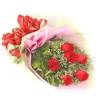  Karaman internetten çiçek siparişi  6 adet kırmızı gülden buket