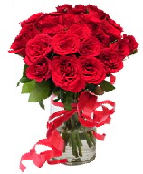 21 adet vazo içerisinde kırmızı gül  Karaman çiçekçiler 
