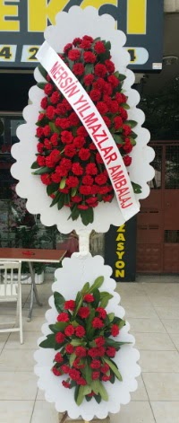 Çift katlı düğün nikah çiçeği modeli  Karaman online çiçek gönderme sipariş 
